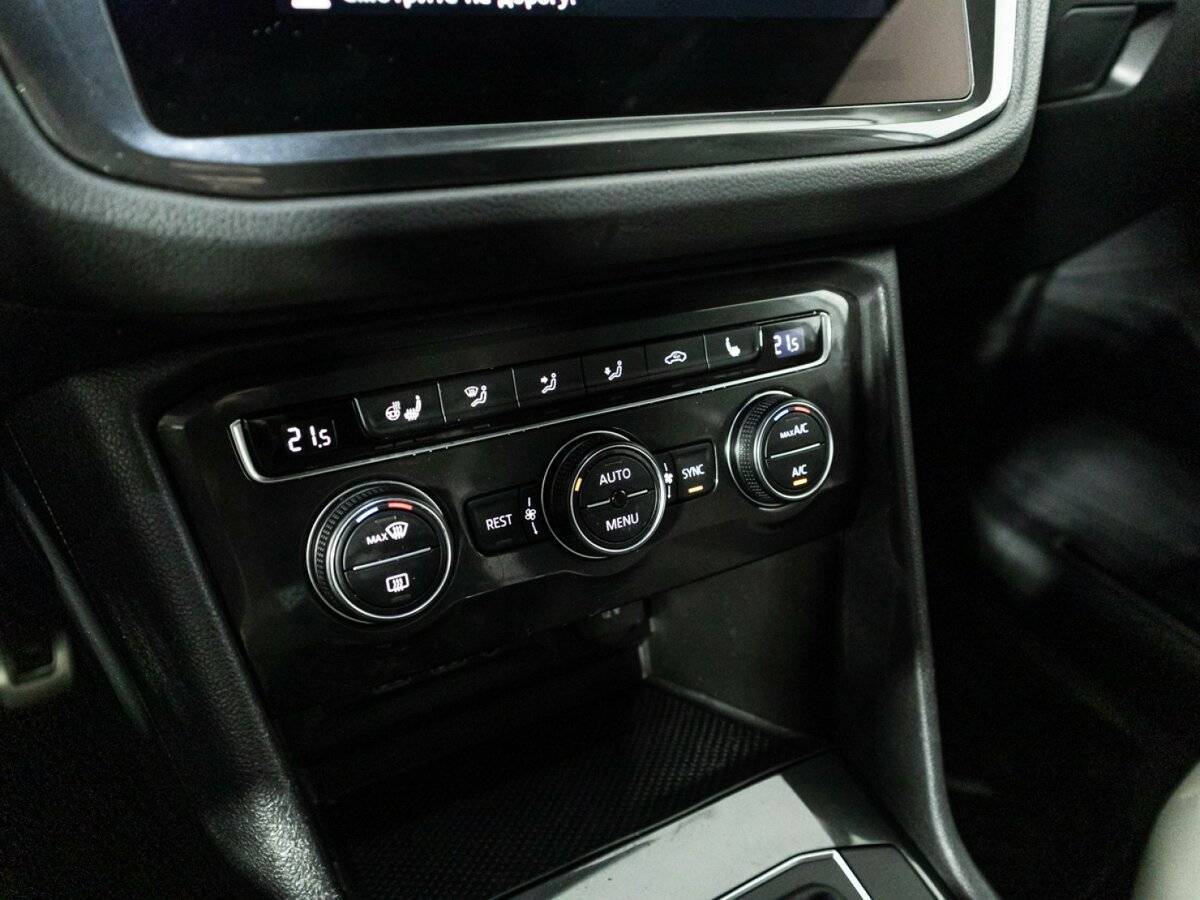 Купить Volkswagen Tiguan, 2019, 112 982 км, фото №17