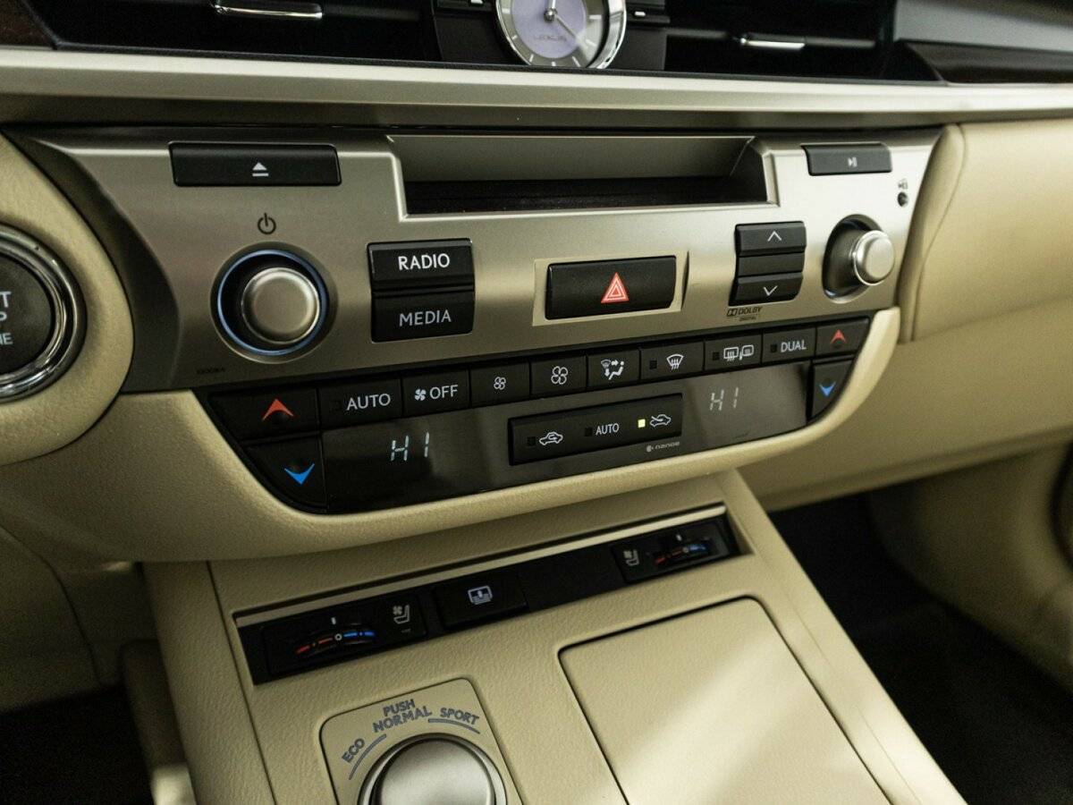 Купить Lexus ES 250, 2014, 150 024 км, фото №19