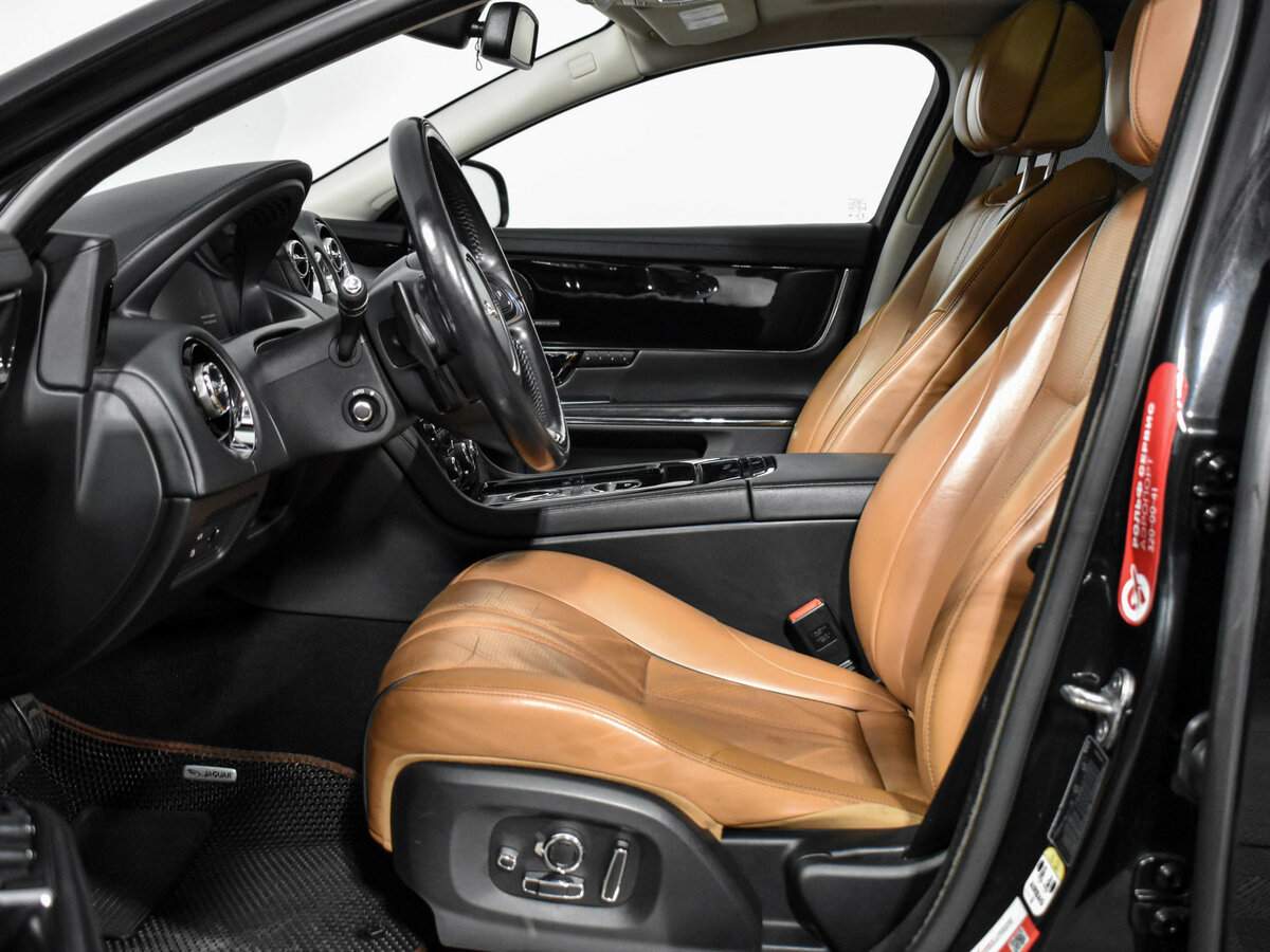 Купить Jaguar XJ Long, 2016, 151 000 км, фото №11