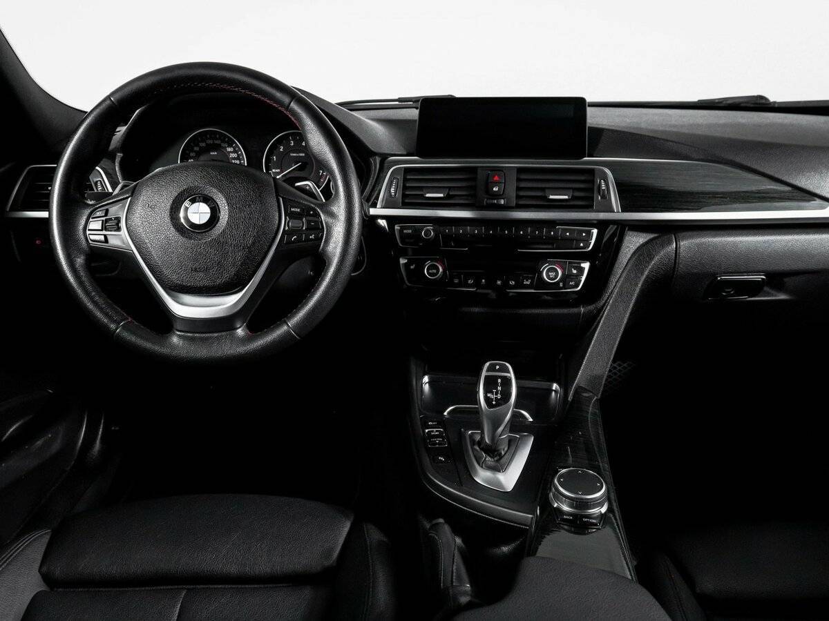 Купить BMW 3 серии 330i xDrive, 2017, 122 817 км, фото №12