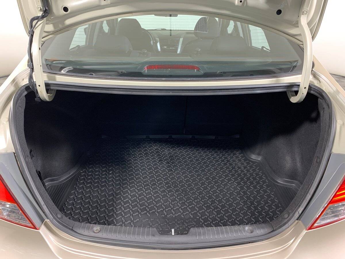 Купить Hyundai Solaris, 2012, 89 371 км, фото №19