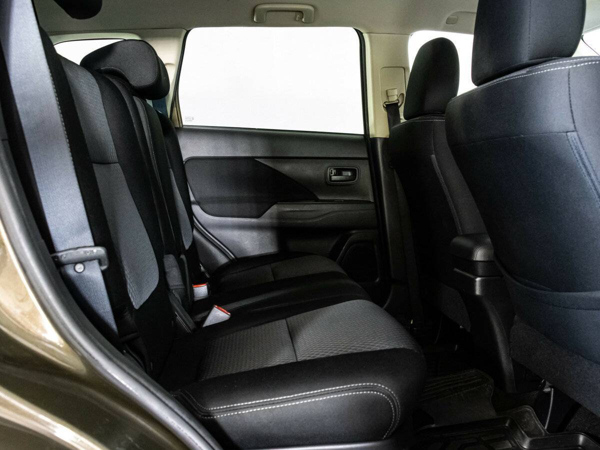 Купить Mitsubishi Outlander, 2018, 235 934 км, фото №15