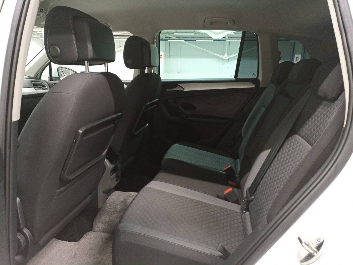 Купить Volkswagen Tiguan, 2017, 150 001 км, фото №12
