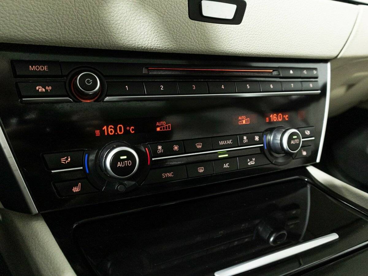 Купить BMW 5 серии Gran Turismo 535i xDrive, 2014, 231 765 км, фото №23