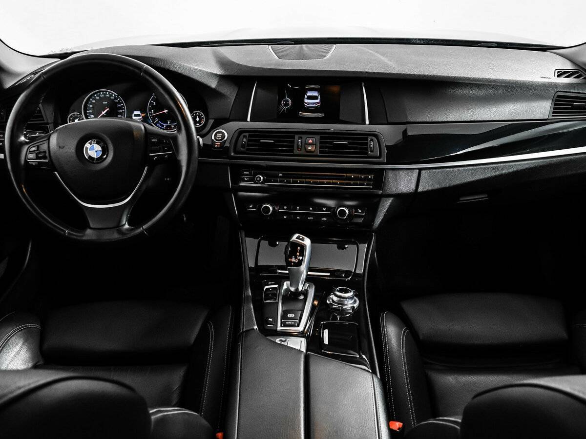Купить BMW 5 серии 520i, 2015, 108 911 км, фото №11