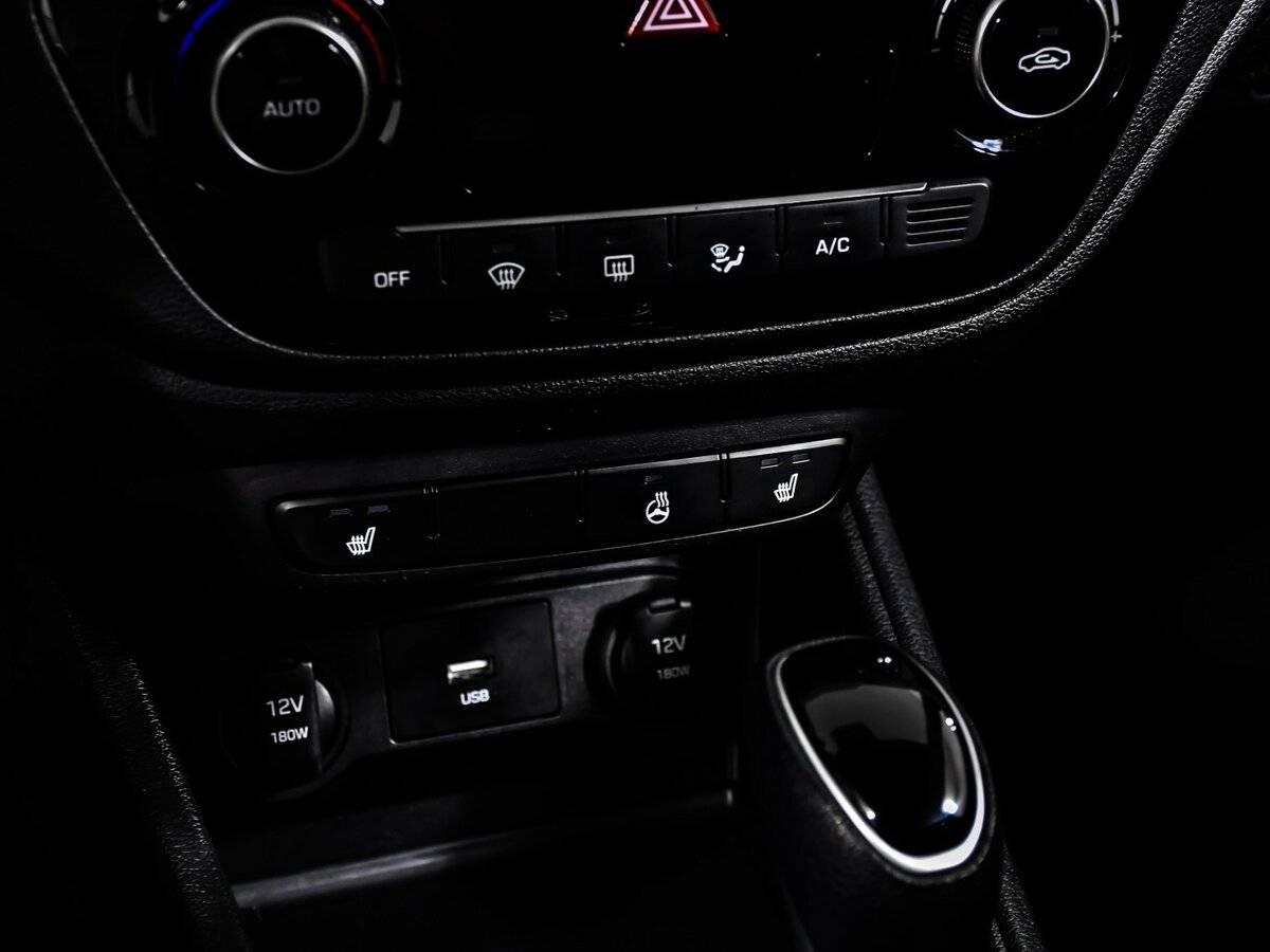 Купить Hyundai Solaris II, 2020, 94 278 км, фото №14