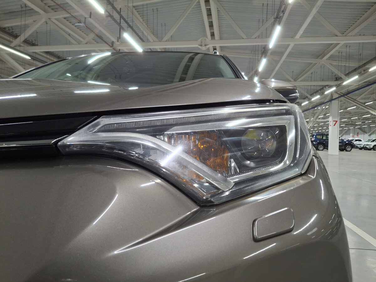 Купить Toyota RAV4 IV (XA40) Рестайлинг, 2015, 143 688 км, фото №16