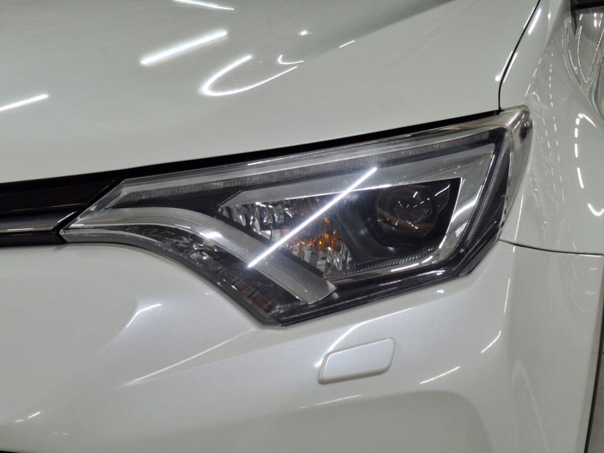 Купить Toyota RAV4 IV (XA40) Рестайлинг, 2017, 90 200 км, фото №17