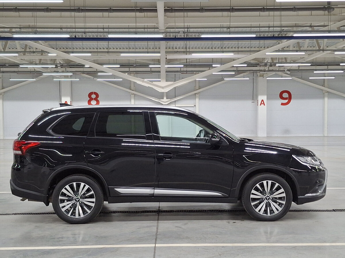 Купить Mitsubishi Outlander III Рестайлинг 3, 2020, 121 303 км, фото №4