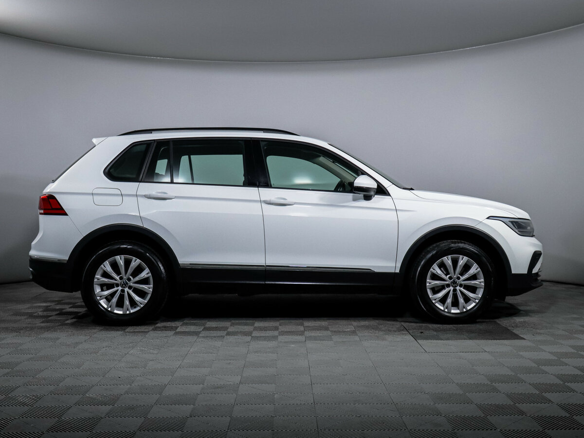 Купить Volkswagen Tiguan II Рестайлинг, 2020, 57 375 км, фото №4