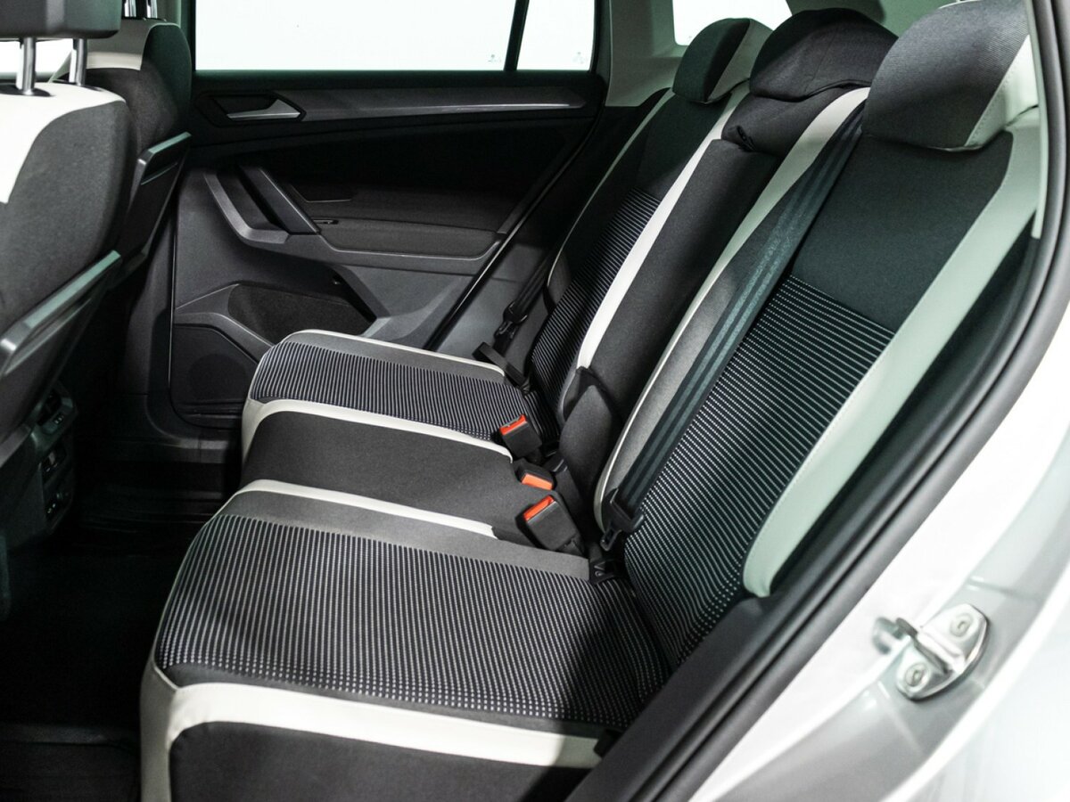 Купить Volkswagen Tiguan II, 2019, 150 653 км, фото №8