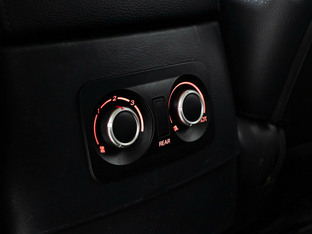 Купить Mitsubishi Pajero IV Рестайлинг 2, 2015, 107 291 км, фото №18