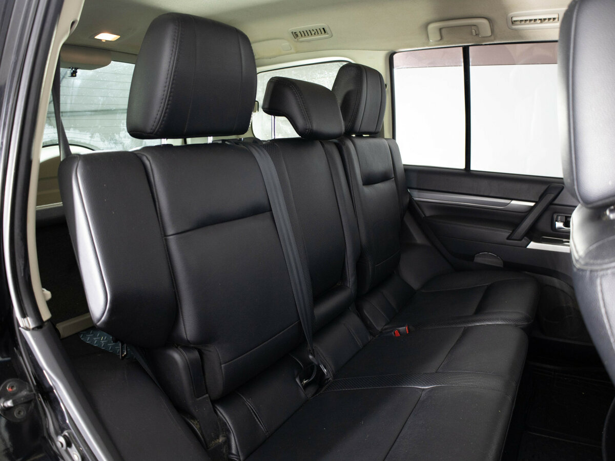 Купить Mitsubishi Pajero IV Рестайлинг 1, 2013, 152 060 км, фото №11