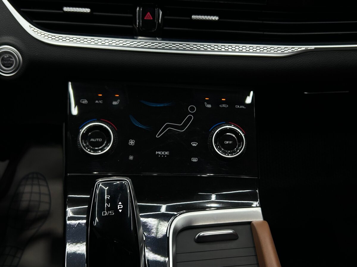 Купить FAW Bestune B70 I, 2023, 48 156 км, фото №17