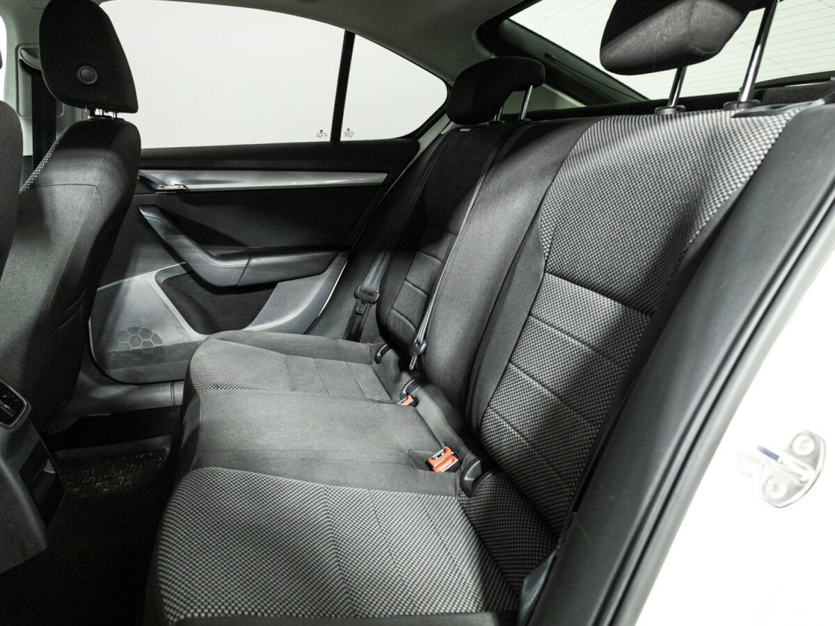Купить Skoda Octavia III (A7), 2014, 182 977 км, фото №9