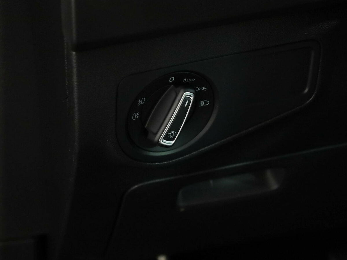 Купить Volkswagen Tiguan II, 2019, 145 700 км, фото №23