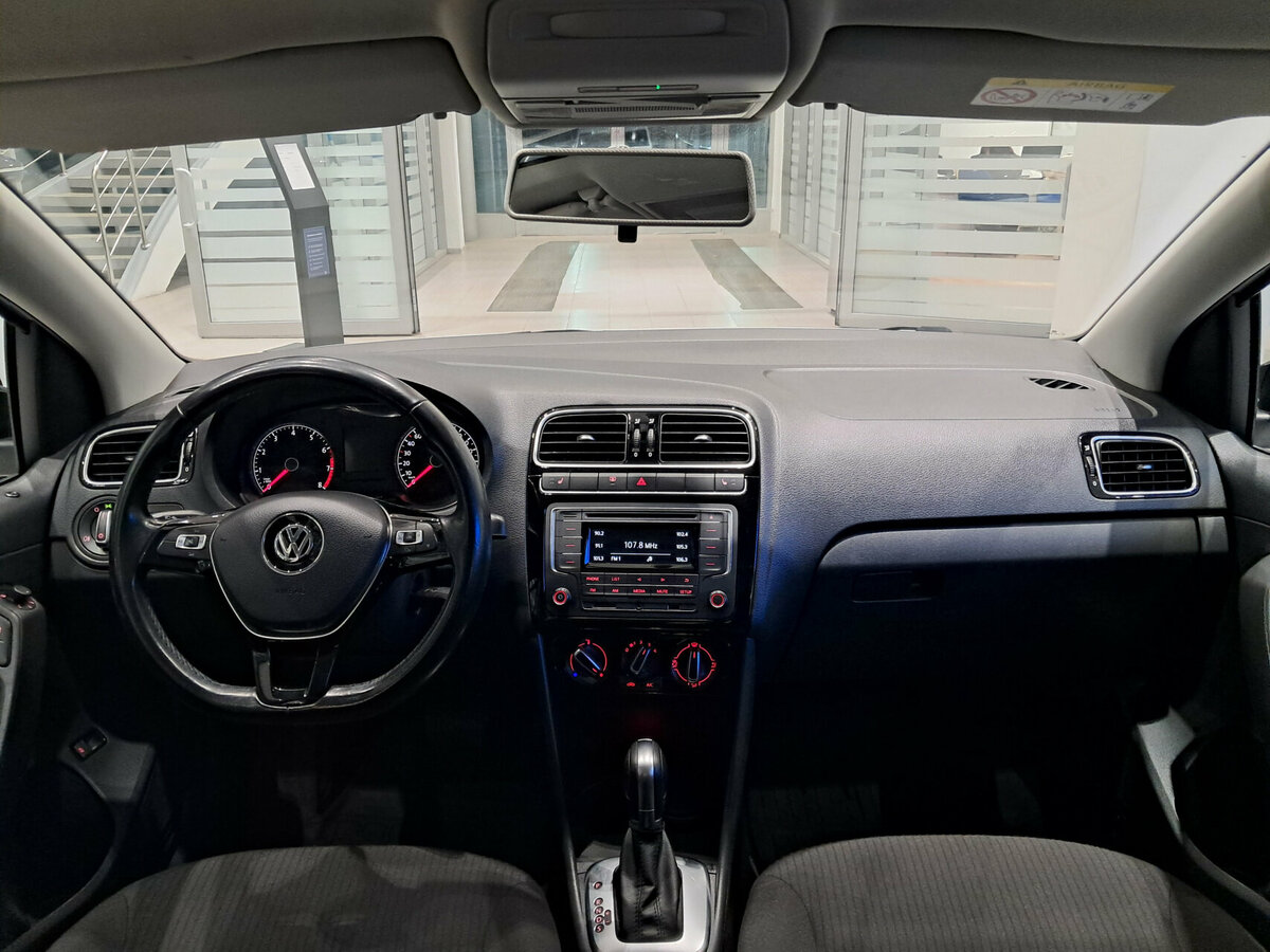 Купить Volkswagen Polo V Рестайлинг, 2017, 41 987 км, фото №14